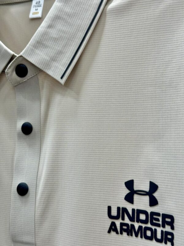 ⁦פולו Under Armour⁩ – תמונה ⁦10⁩